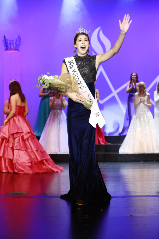 2023 Miss Wisconsin's Outstanding Teen Photo Package